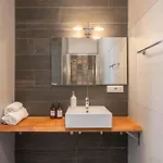 A Casa Di Anna - Dimore Partenopee 4* Naples